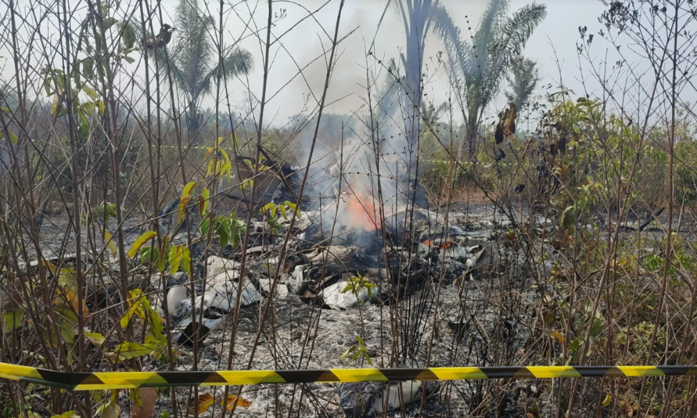 Avião de pequeno porte cai em Apiacás, na zona rural de Mato Grosso