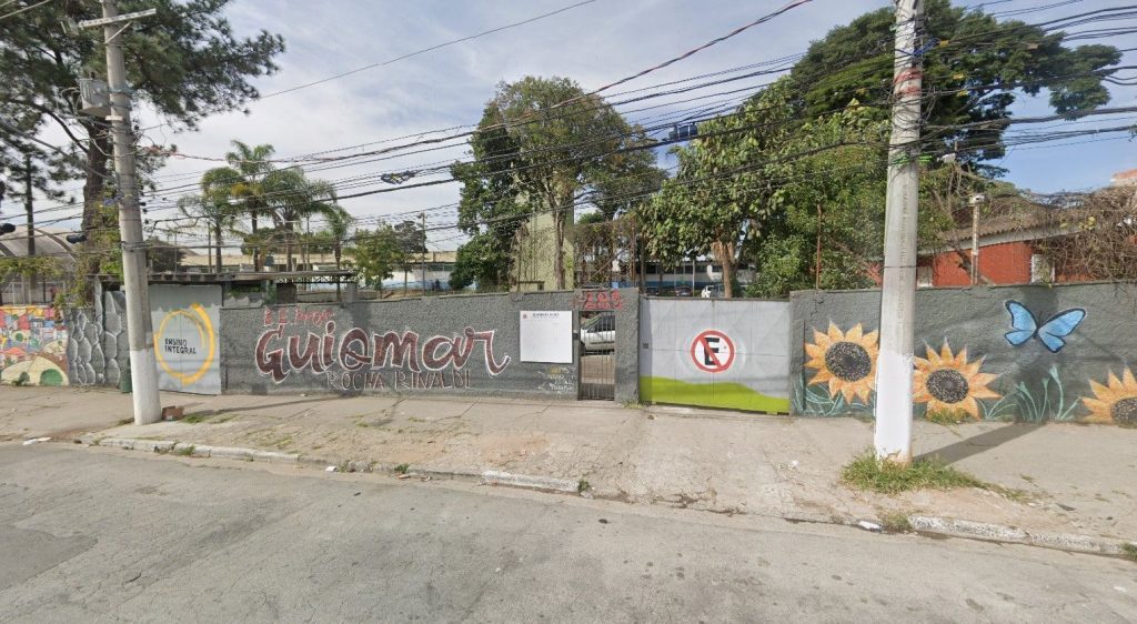 Escola de SP orienta professores a não se manifestarem sobre implantação de modelo cívico-militar