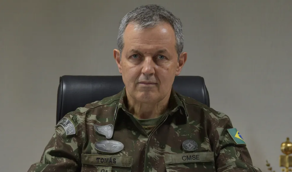 Fronteira com a Venezuela está dentro normalidade, afirma comandante do Exército brasileiro