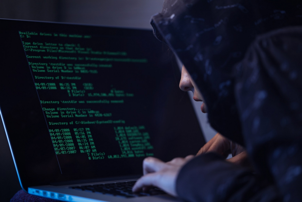Hackers atacam STF, Polícia Federal e Anatel após bloqueio do X