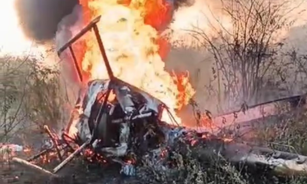 Helicóptero cai em Caruaru e deixa ao menos dois mortos