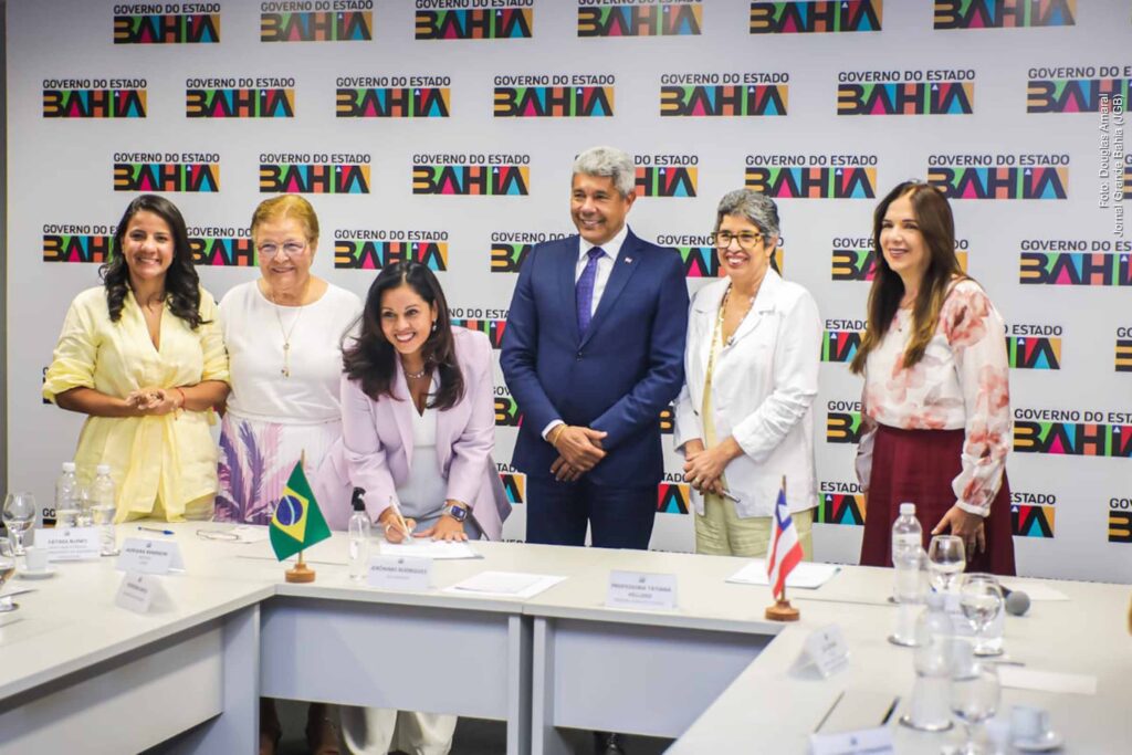 UNEB reconduz Adriana Marmori e Dayse Lago à Reitoria até 2029 em posse oficializada por Jerônimo Rodrigues na Governadoria