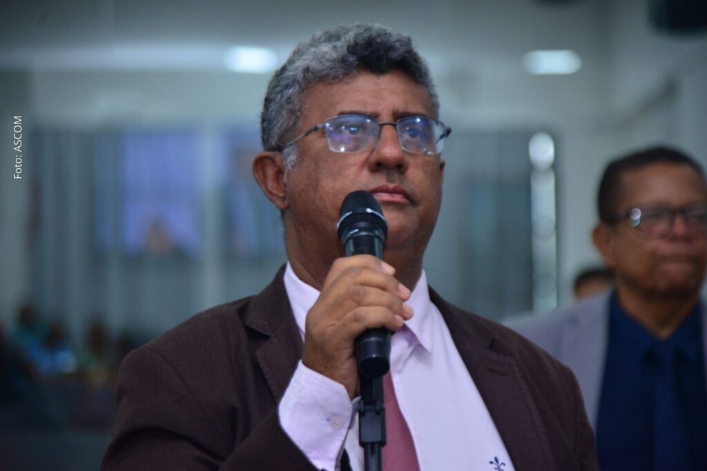 Cachês de shows entram em debate na Câmara Municipal de Feira de Santana; Vereador defende artistas e cobra critérios nas contratações públicas