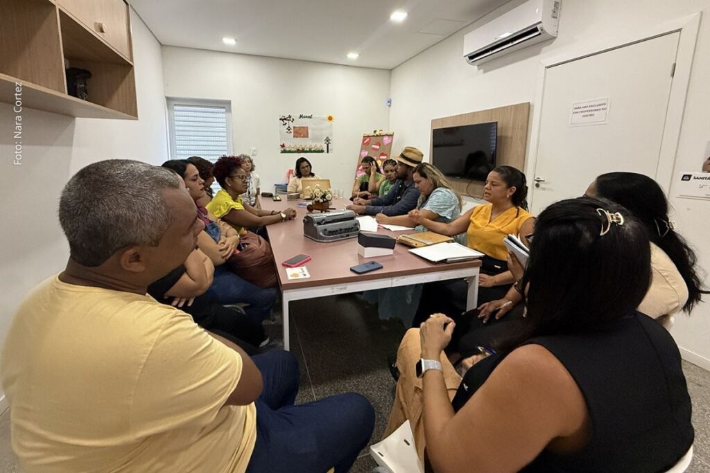 SEDUC de Feira de Santana apresenta Plano de Ação 2026 com Clubes de Letramento, avaliações diagnósticas e integração de programas educacionais