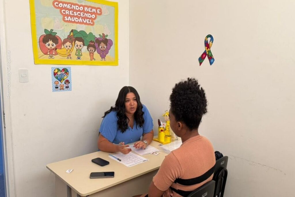 CER-TEA realiza feira de saúde e assistência social para 81 crianças com TEA e mães atípicas em Feira de Santana