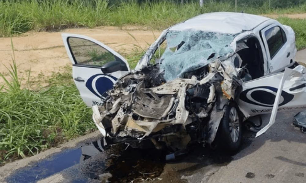 Cinegrafista da Band Minas morre e repórter fica ferida após colisão frontal com caminhão