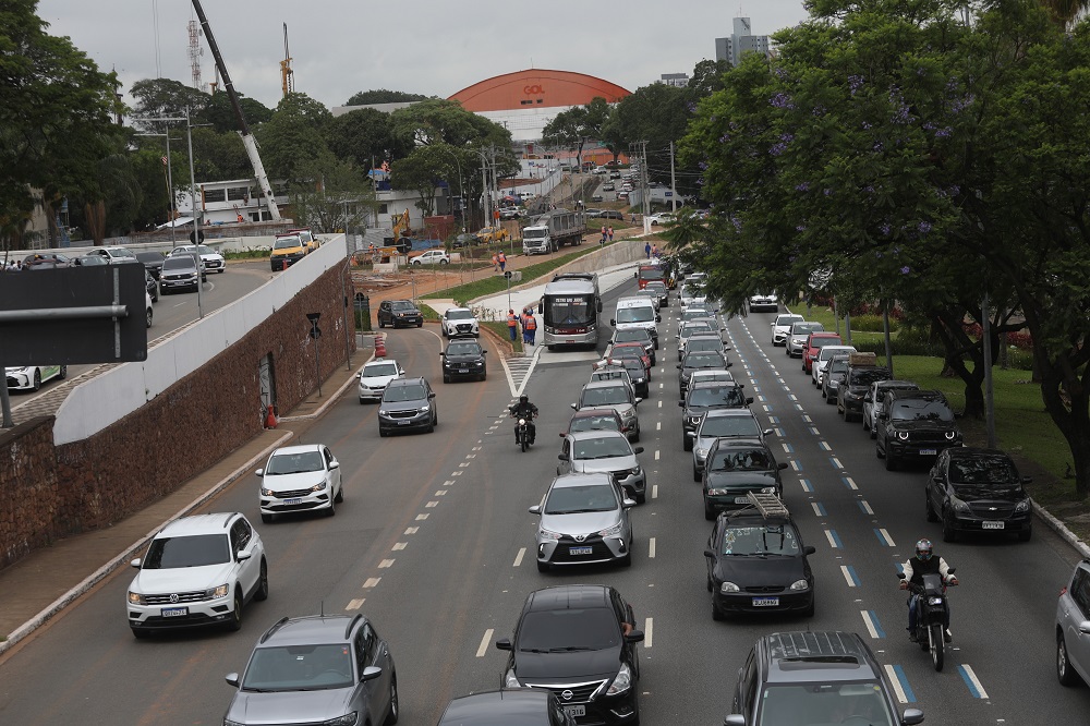 Guia de arrefecimento: por que o carro ferve no trânsito e como evitar