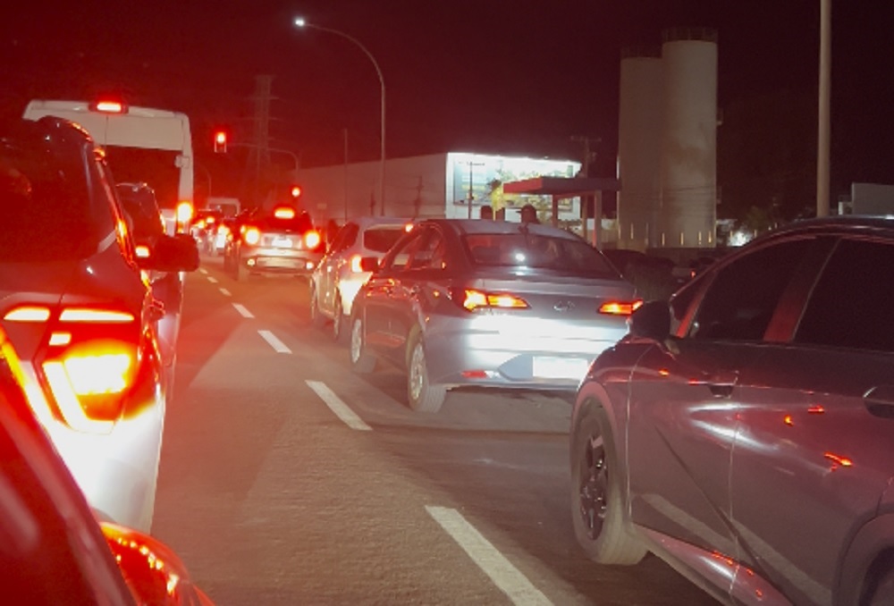 Homem morre durante noite de caos em show do Guns N’ Roses em Campo Grande