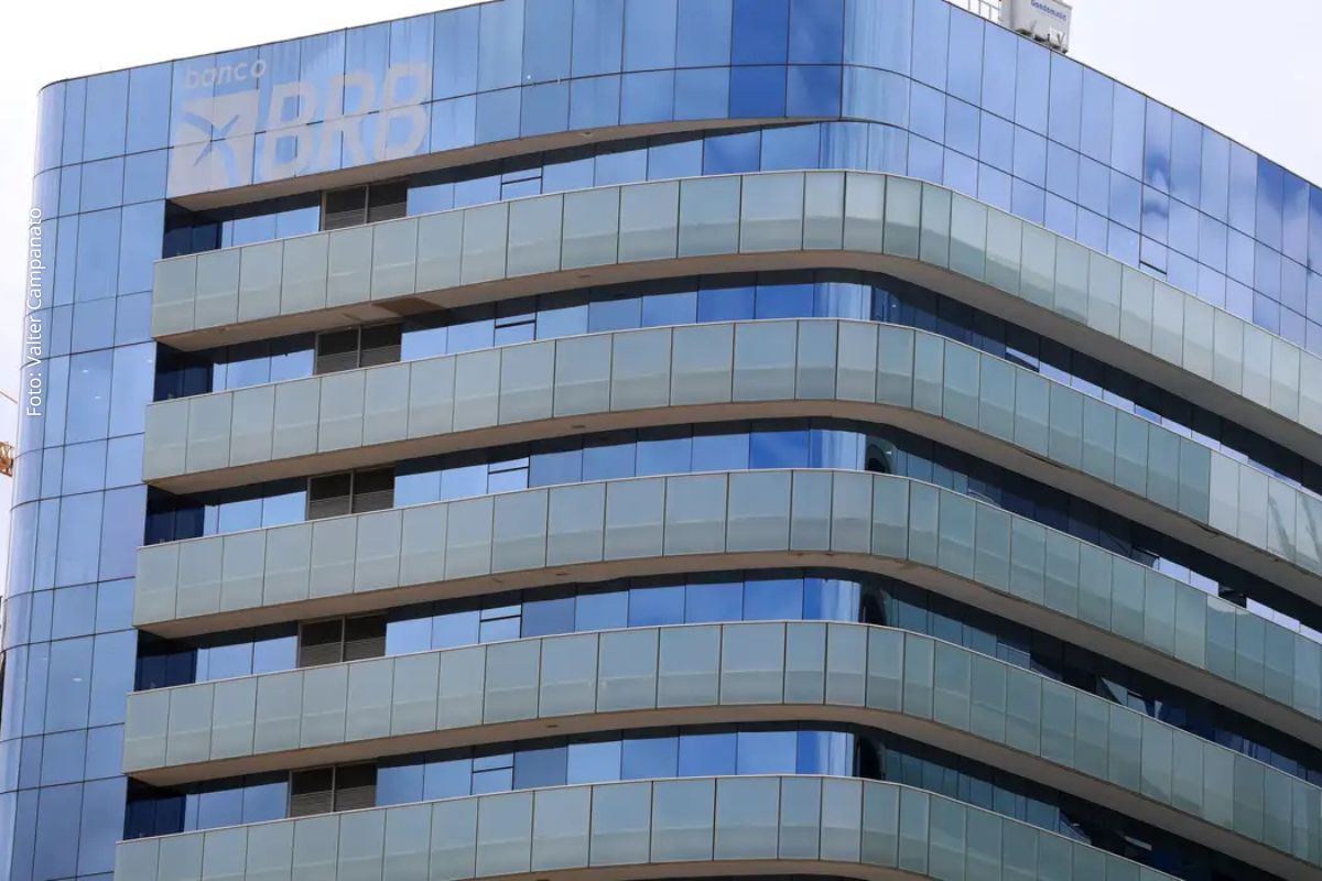 STF forma maioria parcial para manter prisão de ex-presidente do BRB e caso avança em meio à Operação Compliance Zero