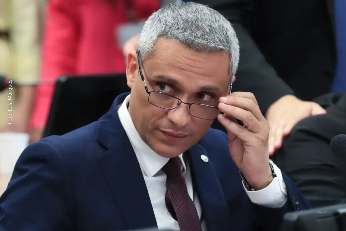 STF torna deputado Gustavo Gayer réu por injúria contra presidente Lula após uso de imagem falsa com IA