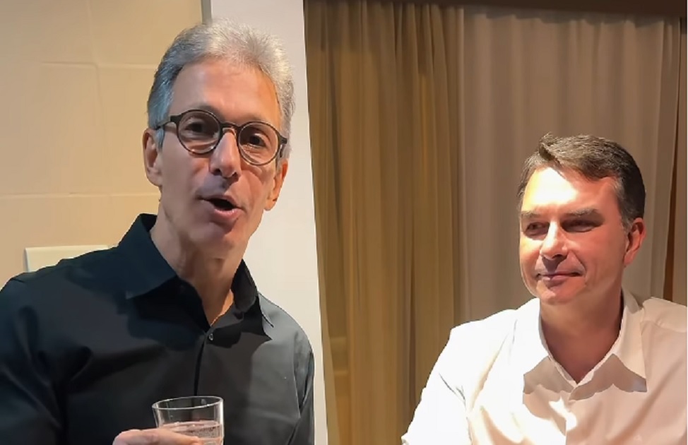Flávio Bolsonaro chama Zema de ‘precipitado’ ao criticá-lo sobre áudio com Vorcaro
