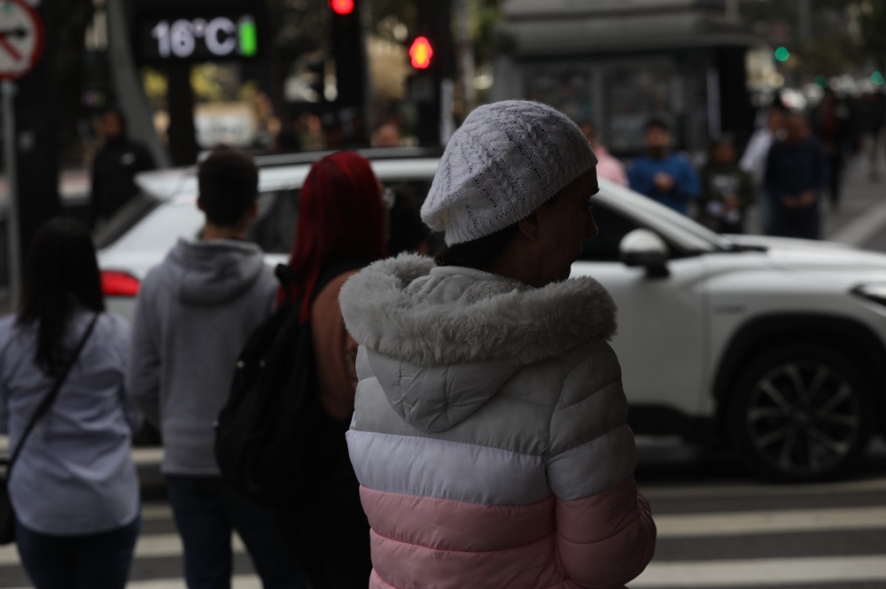 Nova frente fria no fim de semana traz chuva a áreas do Sul e Sudeste