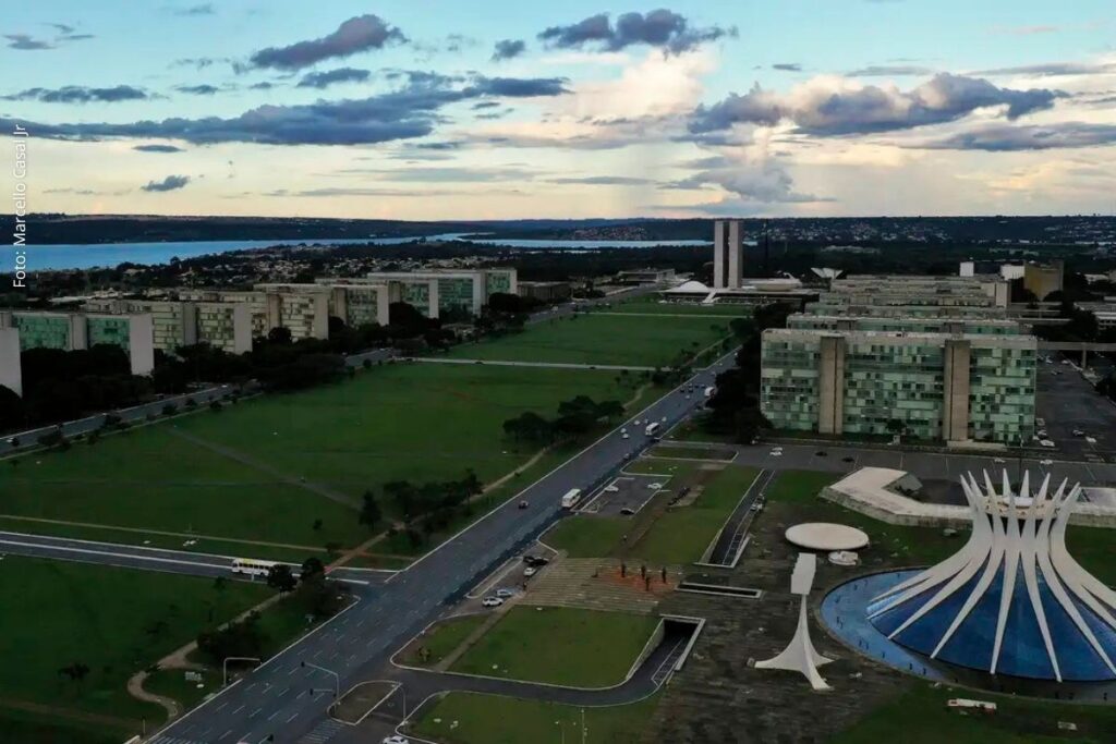 Governo Lula define horários de expediente em dias de jogos do Brasil na Copa do Mundo 2026