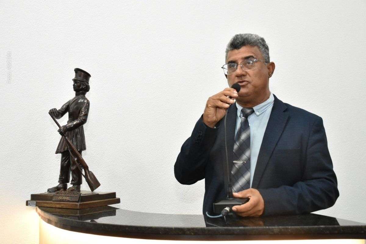 Pacientes relatam demora para exames e vereador aponta falta de motoristas de ambulância no Hospital Clériston Andrade, diz vereador Lulinha