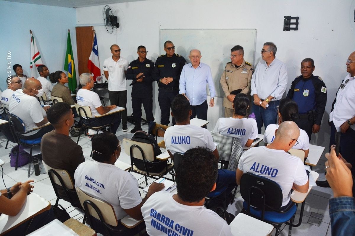 Prefeito José Ronaldo destaca curso pioneiro de formação intermunicipal de guardas municipais em Feira de Santana