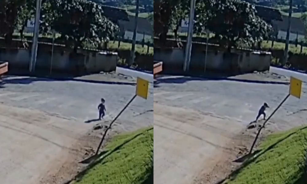 Bebê de 1 ano e meio foge de creche e caminha sozinho até trabalho da mãe em SC